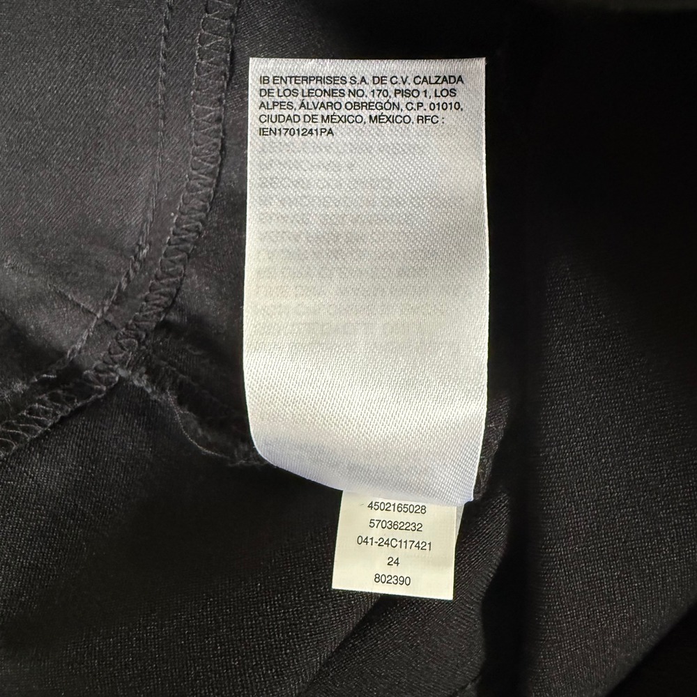 Chico's Black Pull-On Capri Pant Size XL US 16 Stretch Rayon Slim Slits Staple - Picture 8 of 10